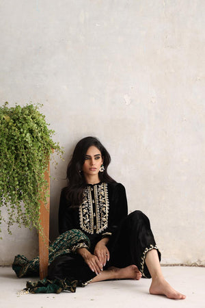 Pakistani Black Gota Embroidered Velvet Salwar Kameez (3-Piece) - Image 2
