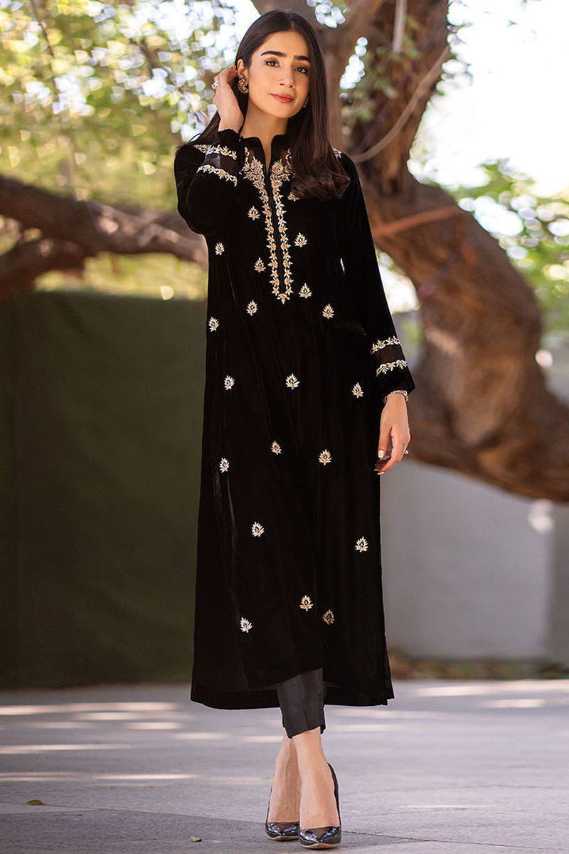 Pakistani Black Embroidered Velvet Salwar Kameez (2-Piece) - Image 1