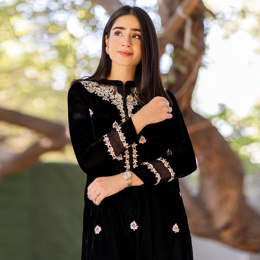 Pakistani Black Embroidered Velvet Salwar Kameez (2-Piece) - Image 4