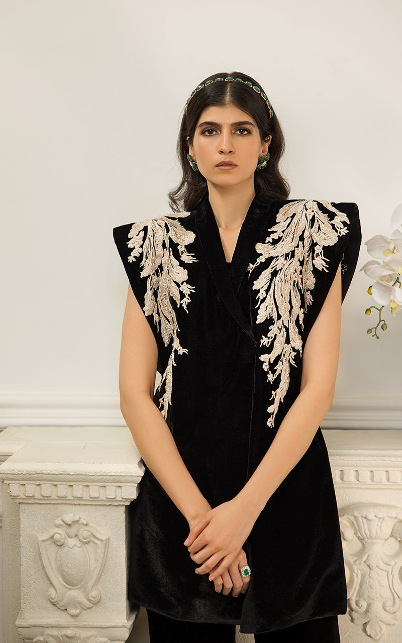 Pakistani Black Embroidered Velvet Jacket & Trousers (2-Piece) - Image 7