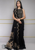 Black Embellished Grip Saree (2-Piece) - Image 3