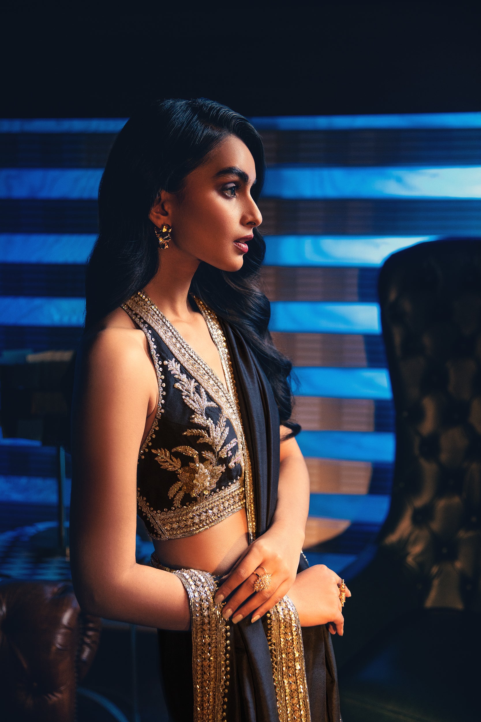 Black Embellished Raw Silk Saree (2-Piece) - Image 6