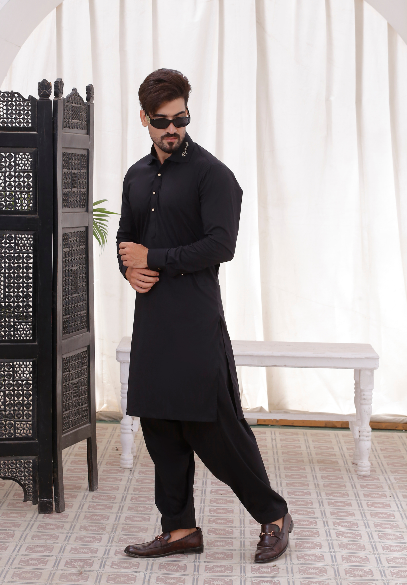 Black Embroidered Cotton-Polyester Shalwar Kameez (2-Piece) - Image 3