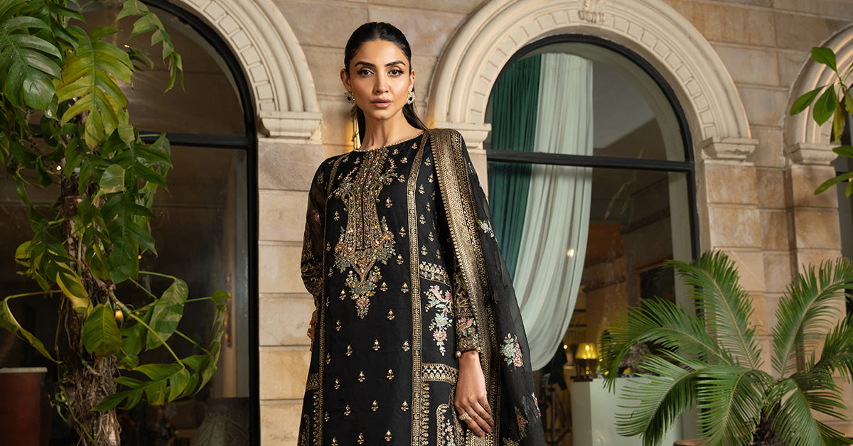 Black Embroidered Organza Sharara Set (3-Piece) - Image 12