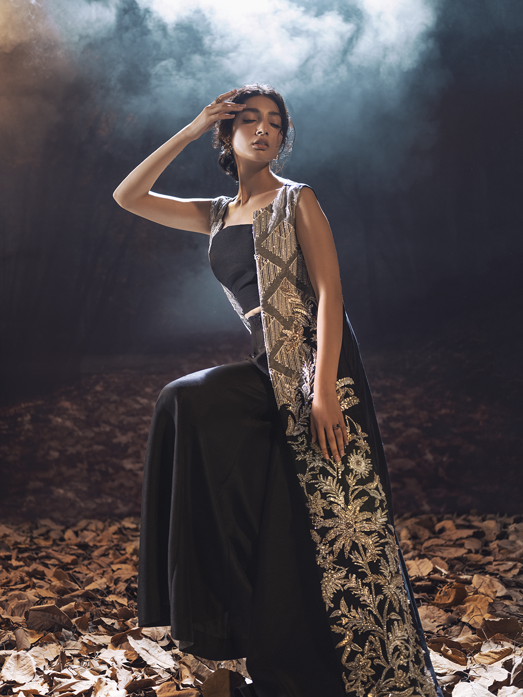 Pakistani Black 3D Embellished Silk Sharara Set (2-Piece) - Image 4