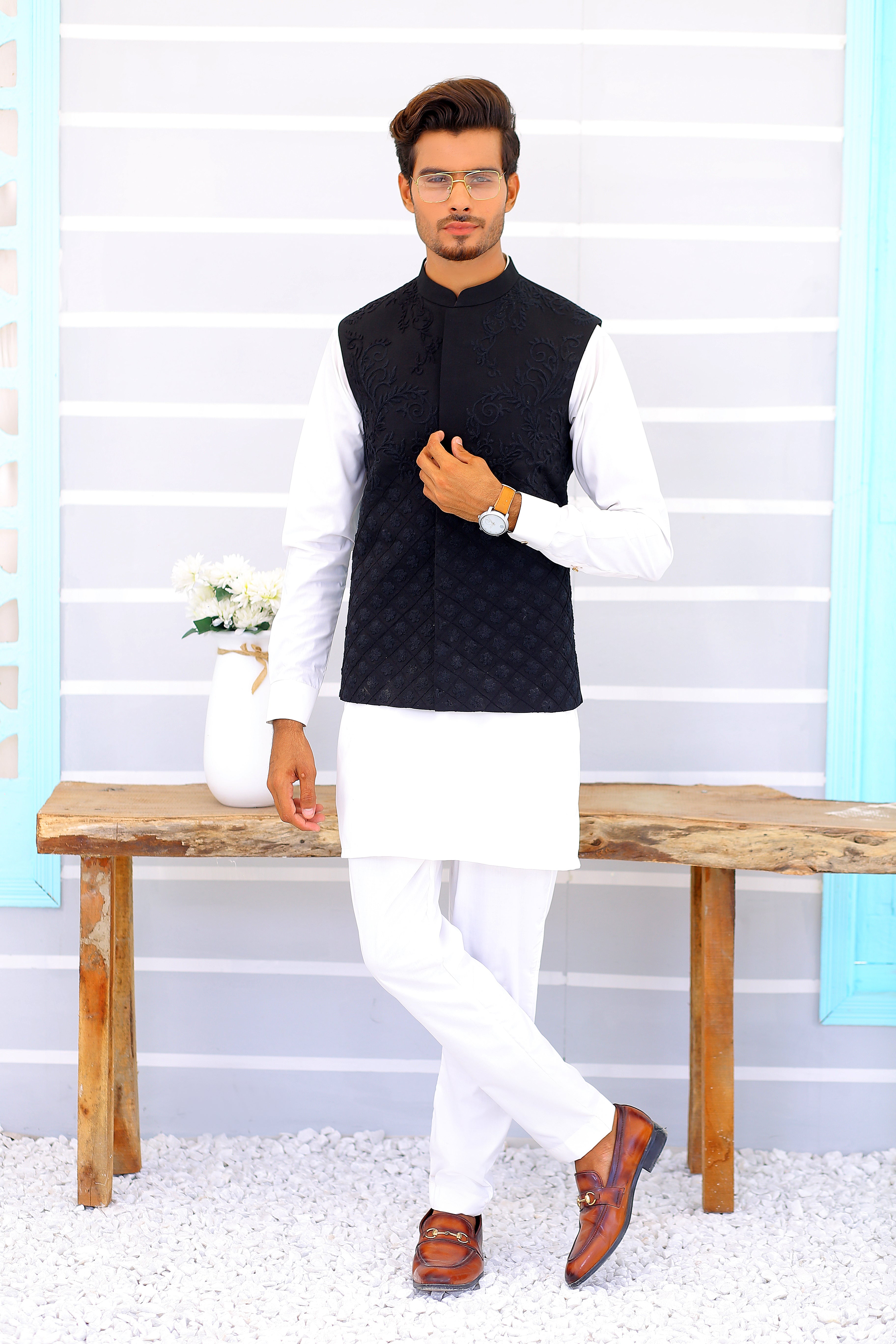 Black Jacquard Nehru Collar Waistcoat (1-Pc) - Image 1