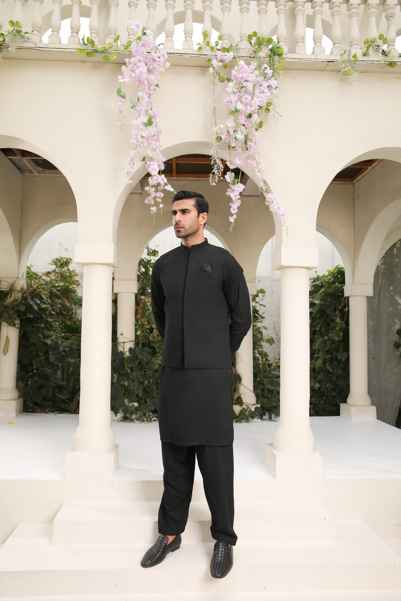 Midnight Black Blended Waistcoat Kurta Set (3-Piece) - Image 4