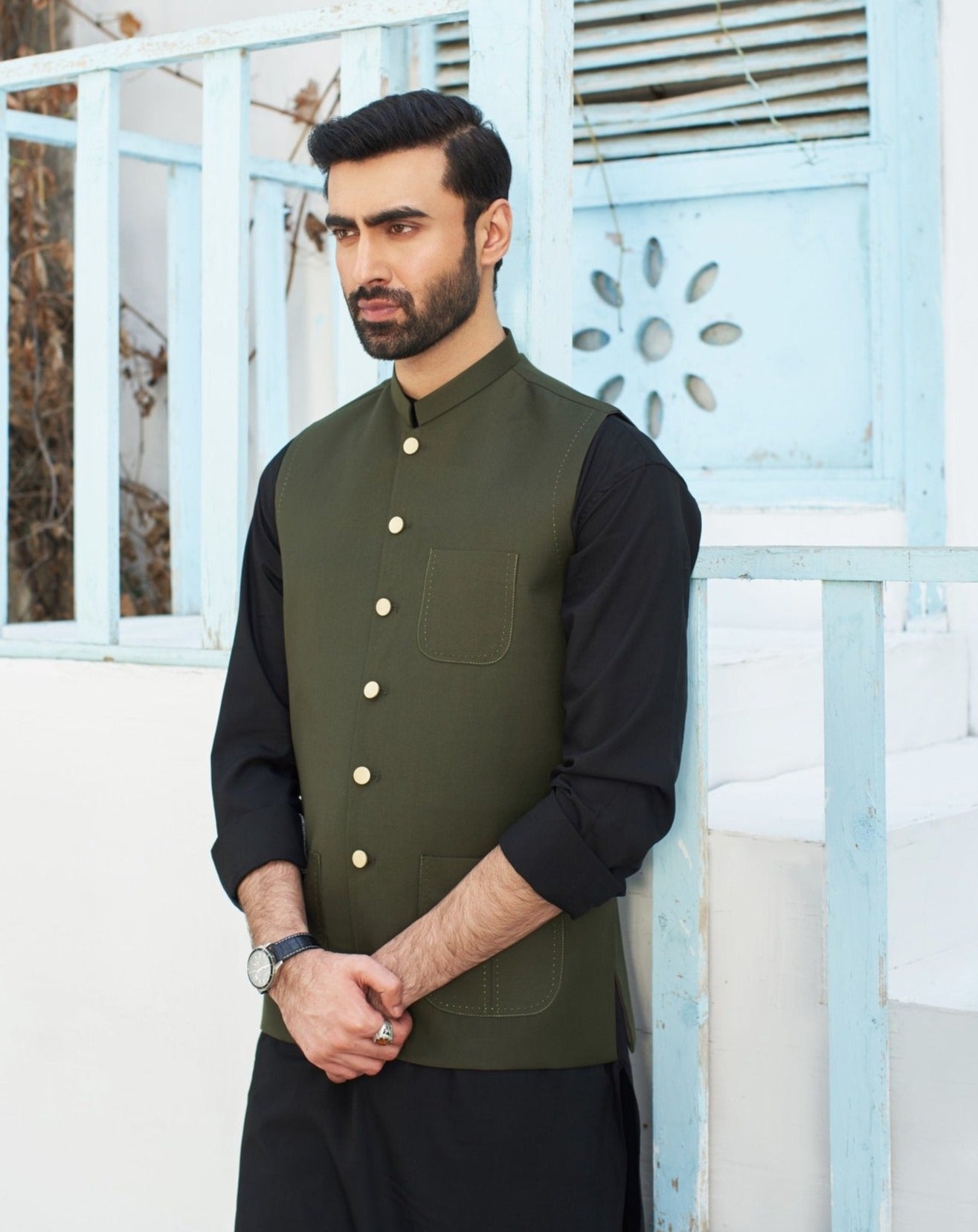 Black Blended Waistcoat Kurta 3-Piece - Image 2