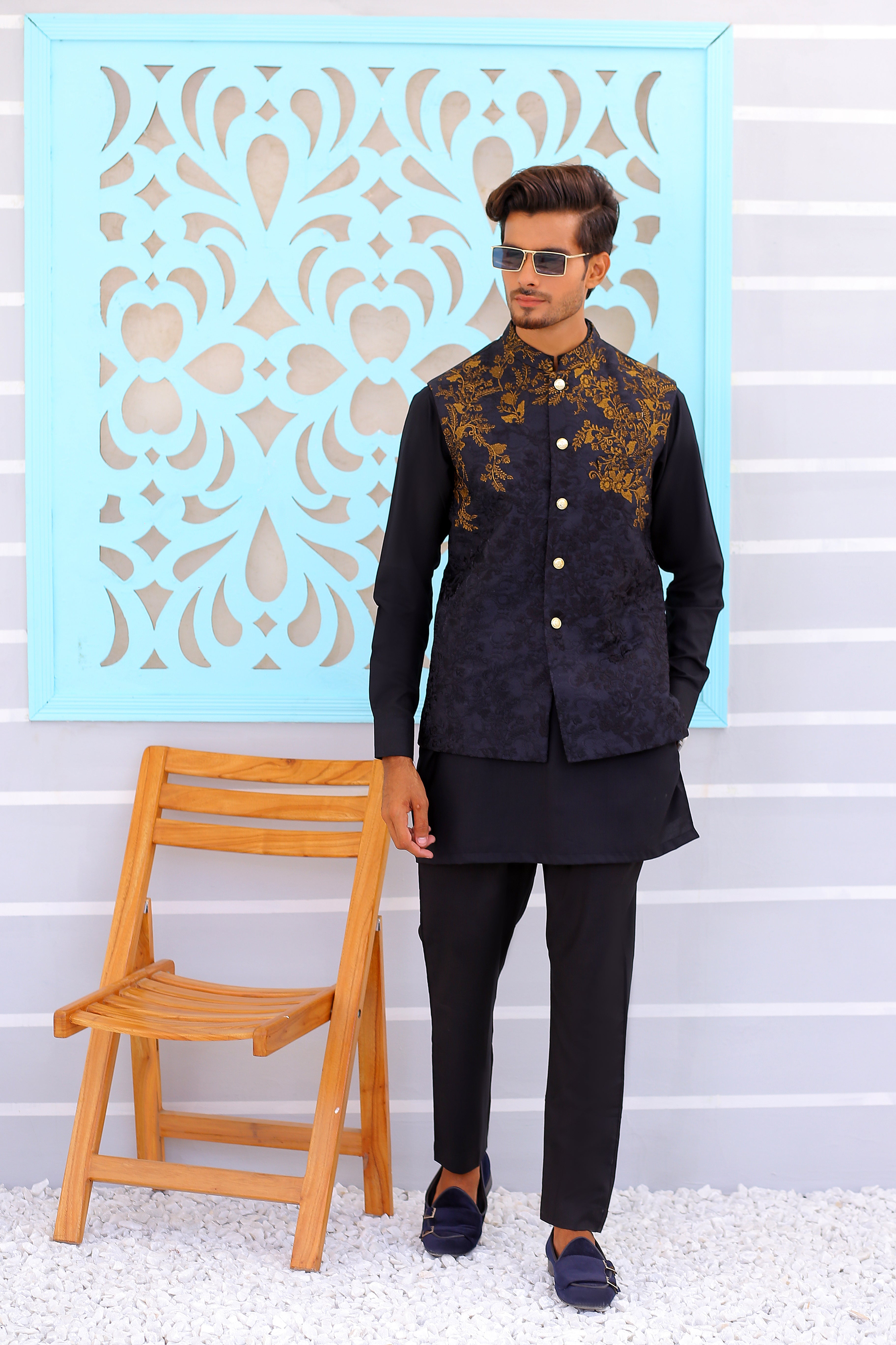 Black Copper Embroidered Jacquard Waistcoat (3-Piece) - Image 3