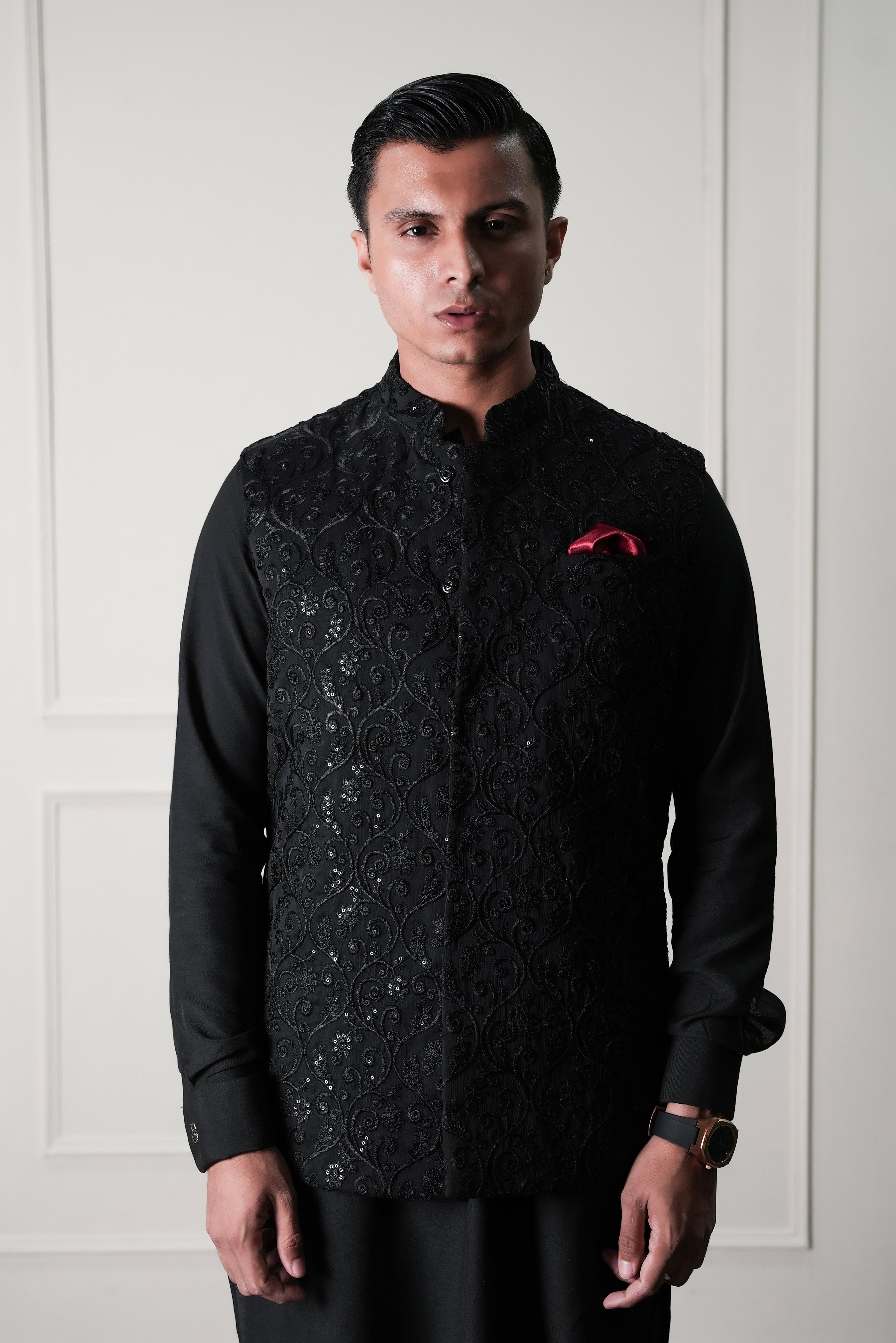 Black Embroidered Cotton Silk Waistcoat Kurta Set (3-Piece) - Image 3