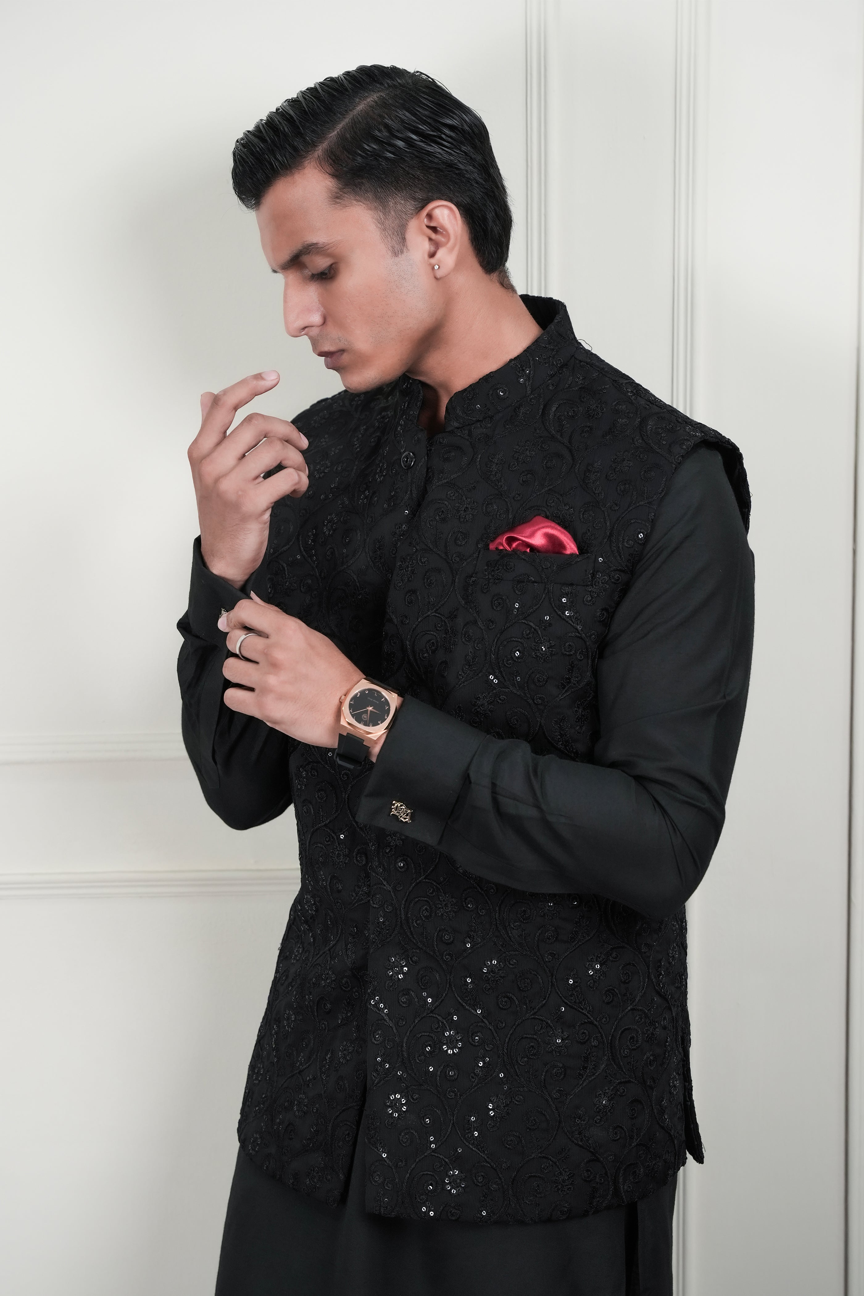 Black Embroidered Cotton Silk Waistcoat Kurta Set (3-Piece) - Image 7