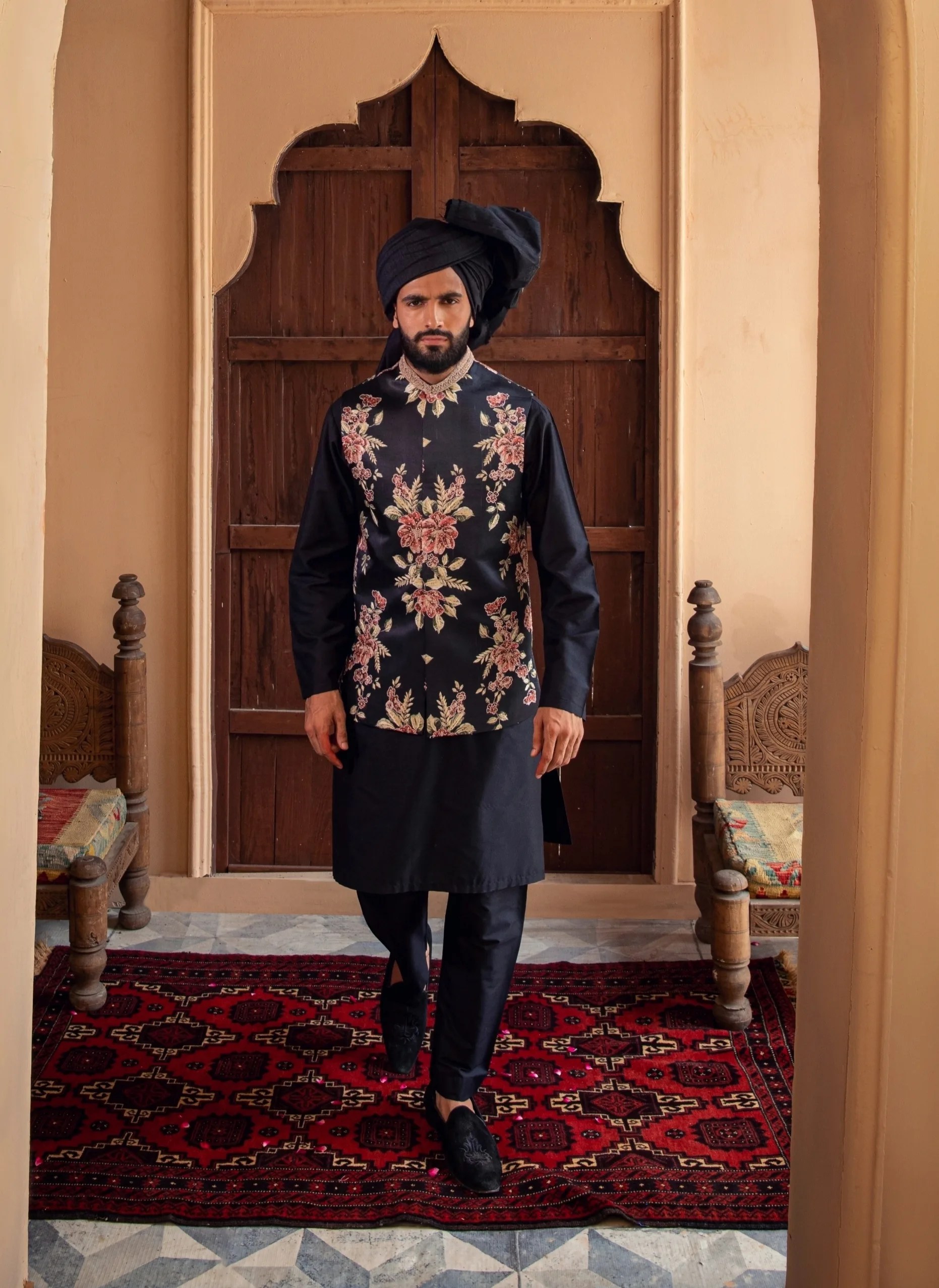 Black Floral Embroidered Waistcoat Kurta Set (3-Piece) - Image 2