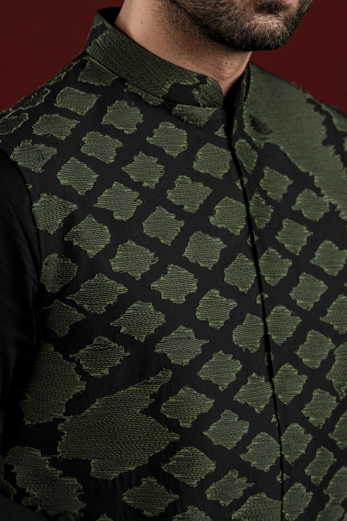 Black Green Embroidered Waistcoat Kurta (2-Piece) - Image 2