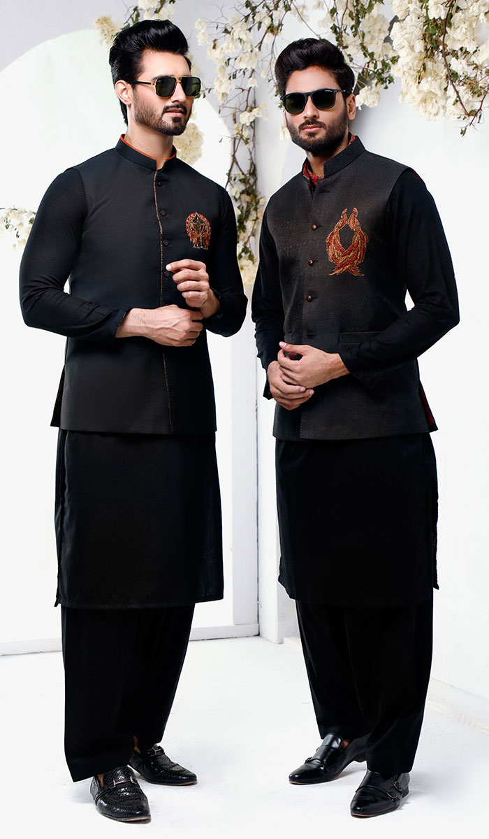 Black Embroidered Jamawaar Waistcoat Kurta Set (3-Piece) - Image 1