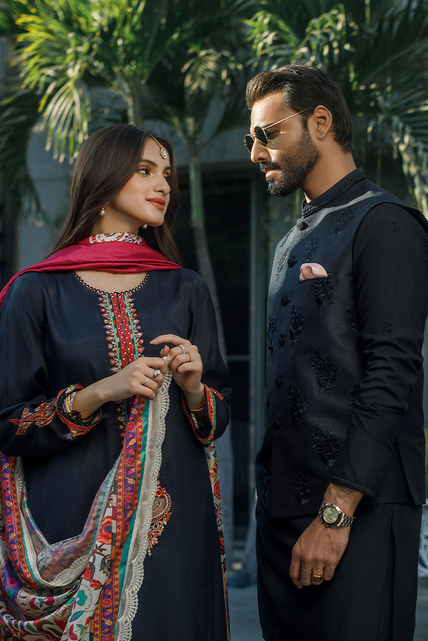 Black Embroidered Khadi Silk Waistcoat Kurta (3-Piece) - Image 8