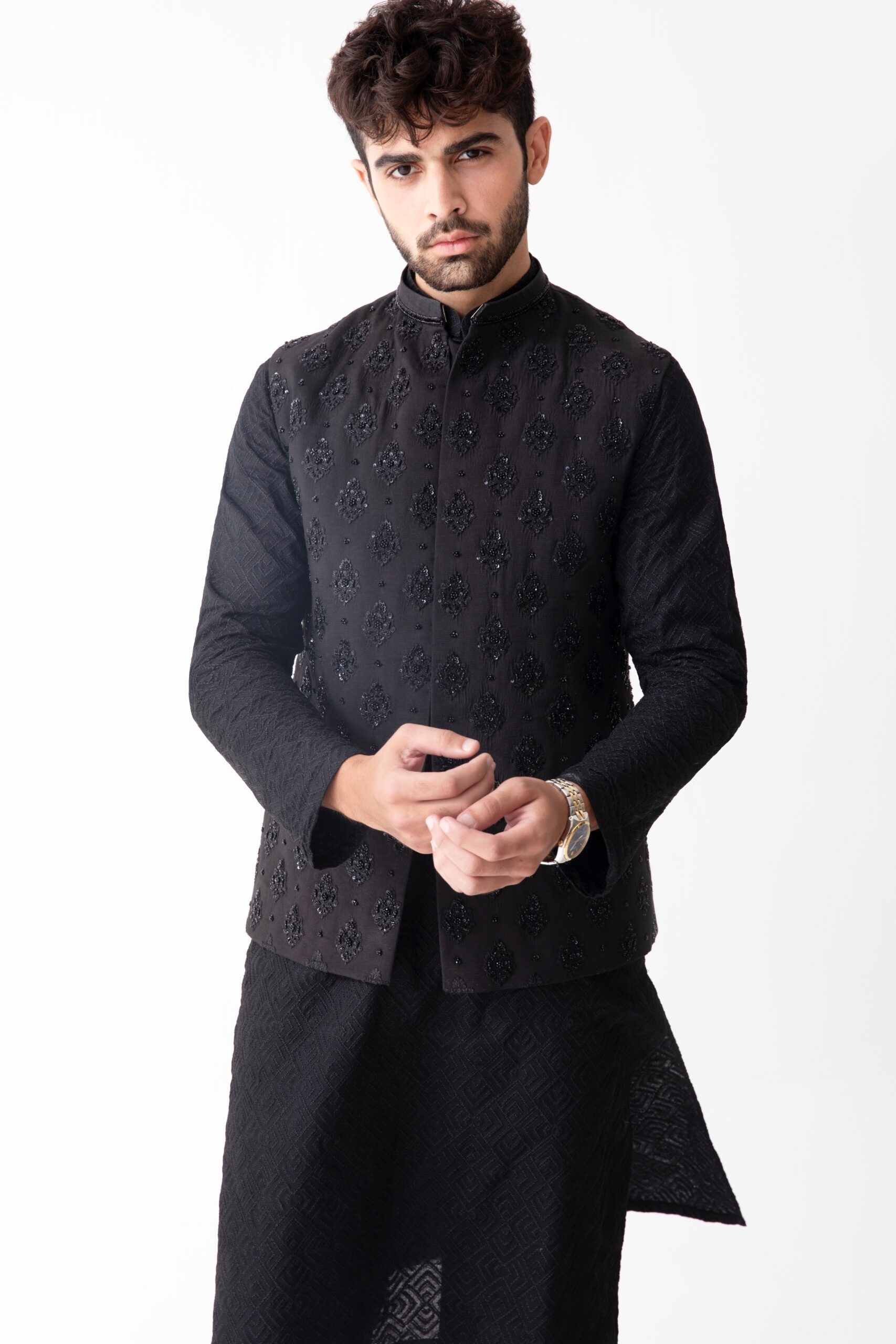 Black Hand-Embellished Waistcoat Kurta Set (3-Piece) - Image 4