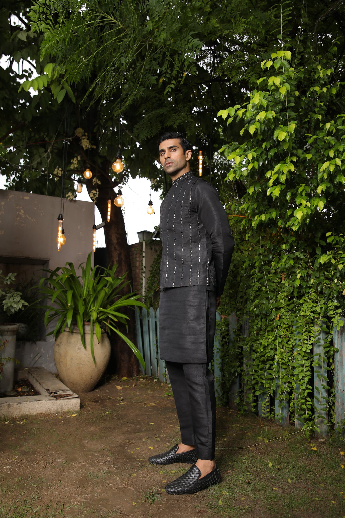 Black Panni Embroidered Raw Silk Waistcoat Kurta (3-Piece) - Image 4