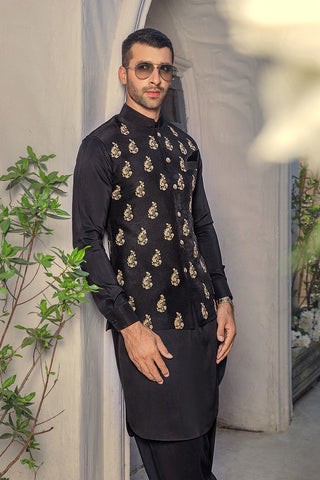 Black Embroidered Riyon Silk Waistcoat Kurta (3-Piece) - Image 4
