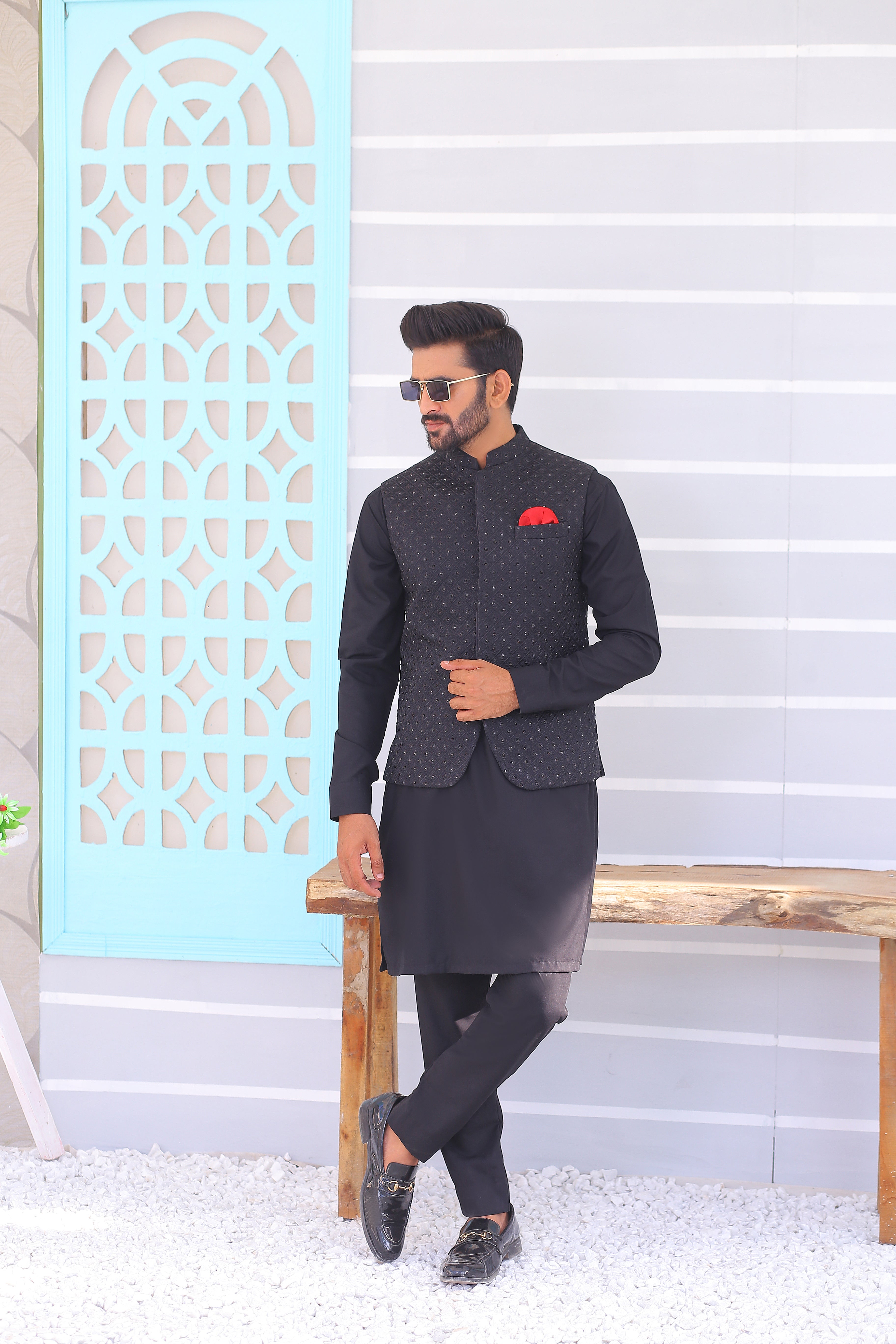 Black Stone-Embellished Silk-Blend Waistcoat (3-Piece) - Image 4