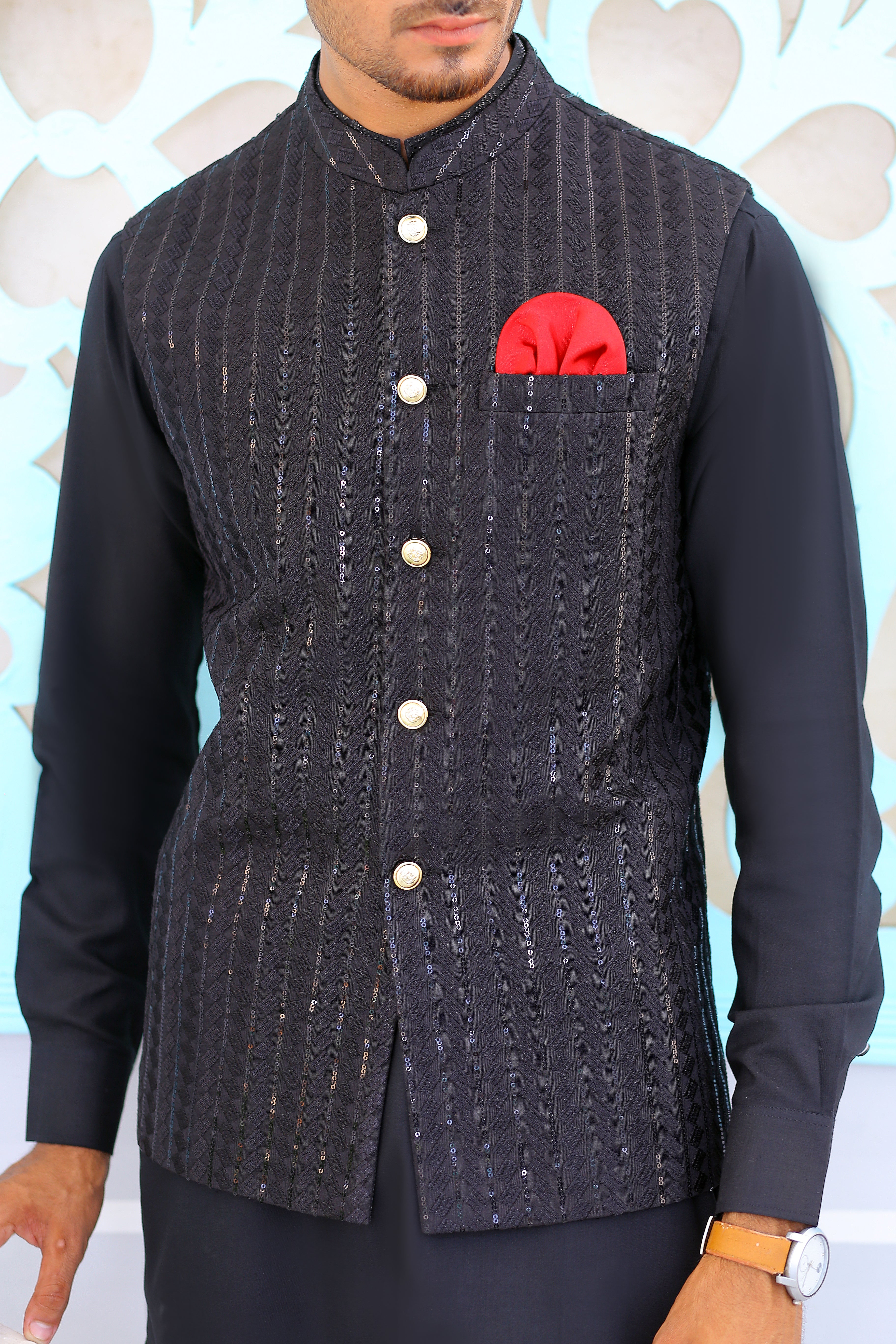 Black Sequinned Textured Waistcoat Kurta Set (3-Piece) - Image 2