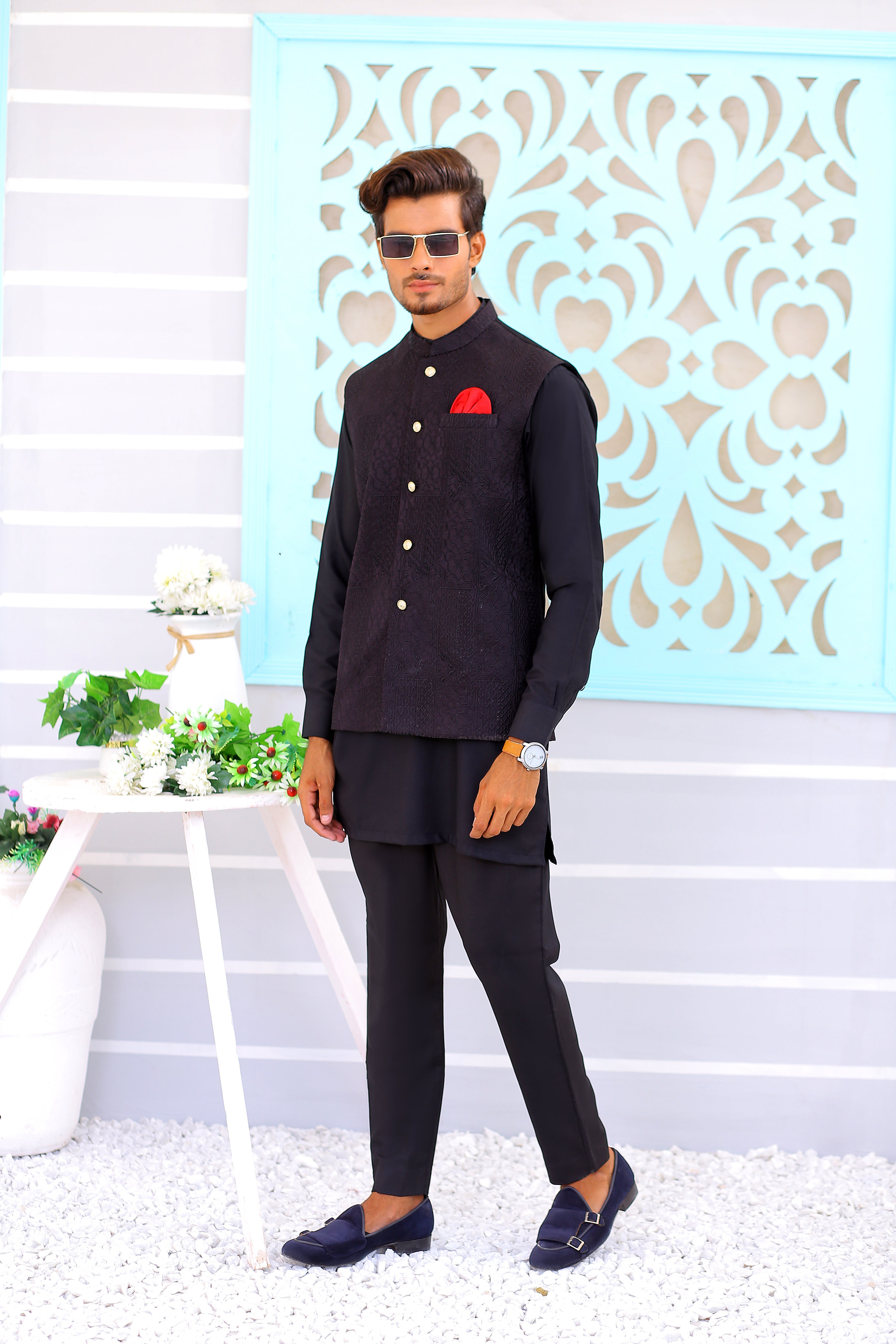 Black Textured Silk-Blend Waistcoat Kurta (3-Piece) - Image 3