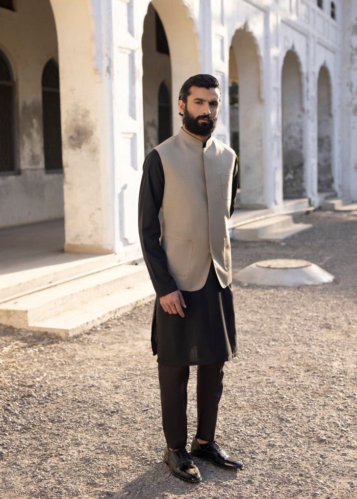 Black Suiting Fabric Waistcoat Kurta (3-Piece) - Image 2