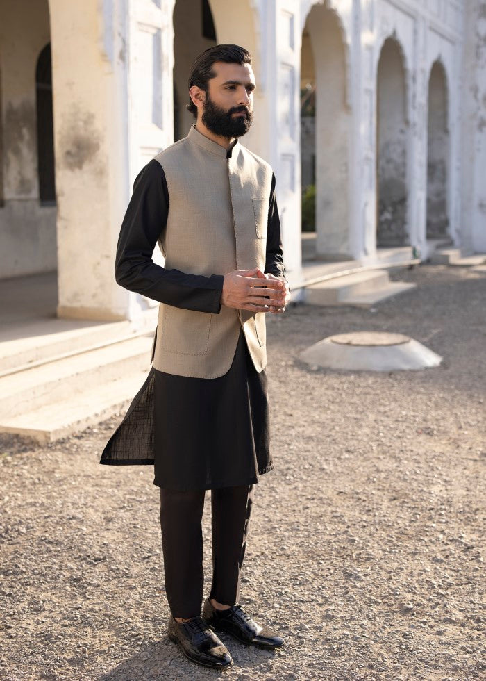 Black Suiting Fabric Waistcoat Kurta (3-Piece) - Image 3