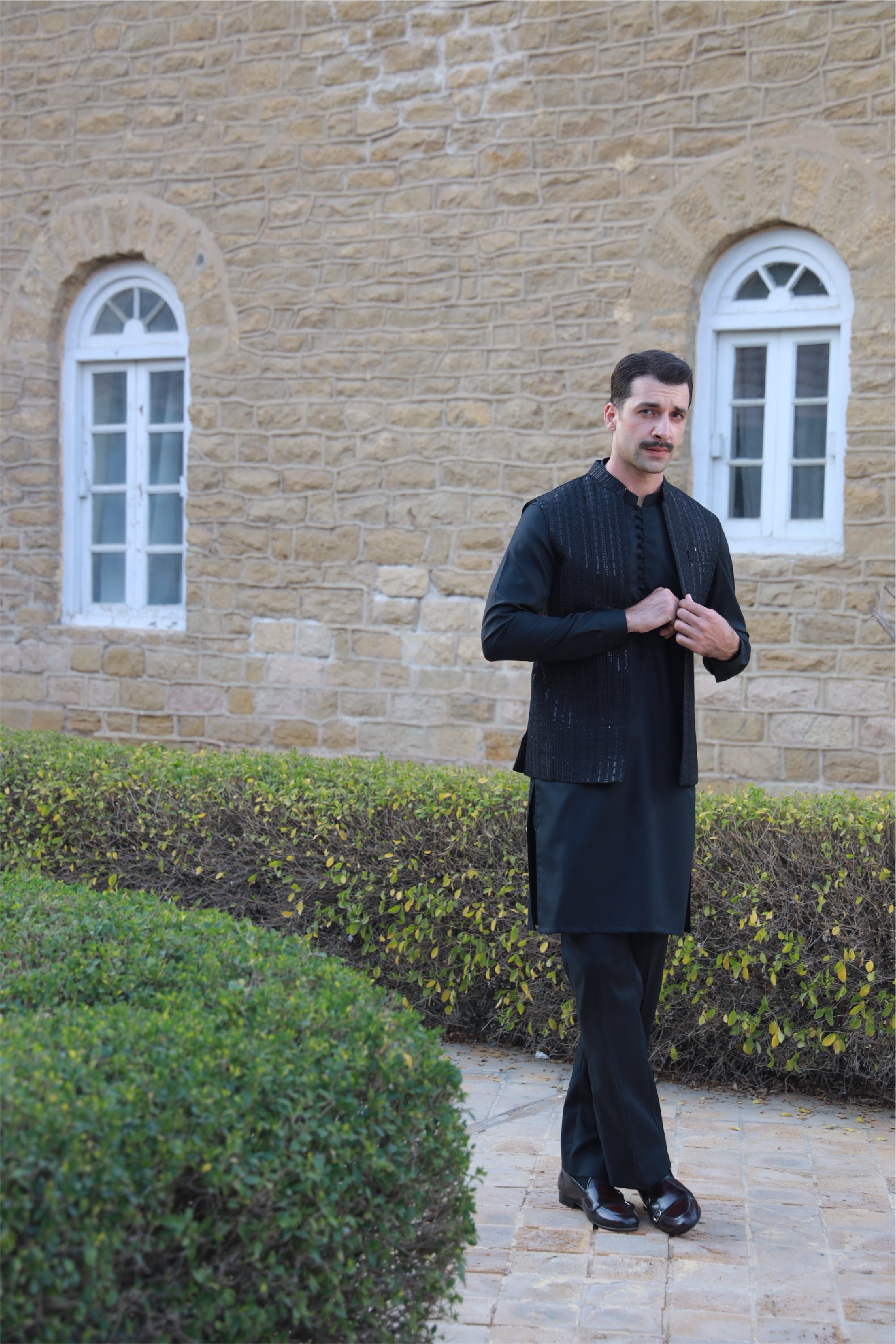 Black Sequin Embossed Synthetic Waistcoat Kurta (3-Piece) - Image 3
