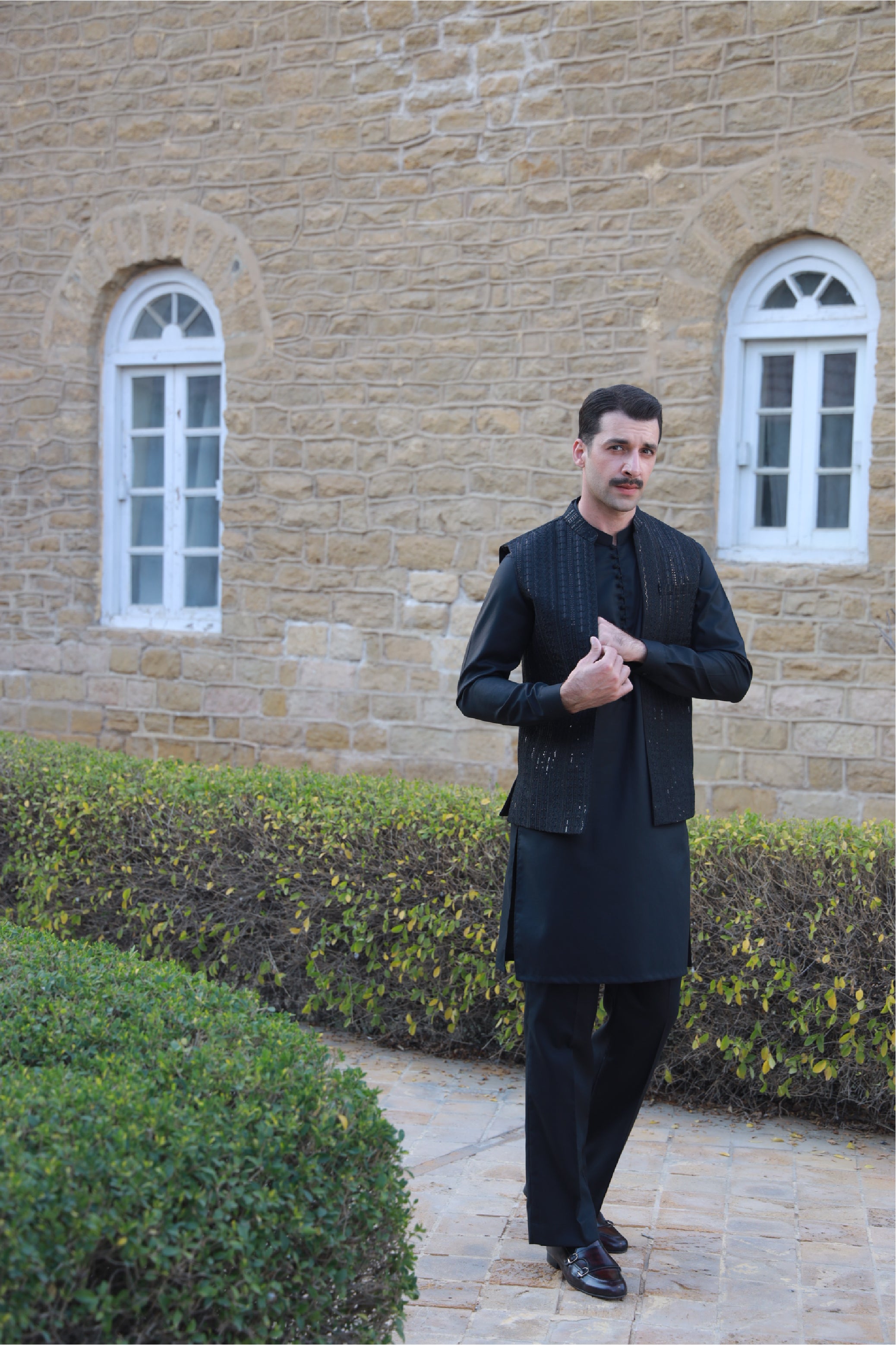 Black Sequin Embossed Synthetic Waistcoat Kurta (3-Piece) - Image 4