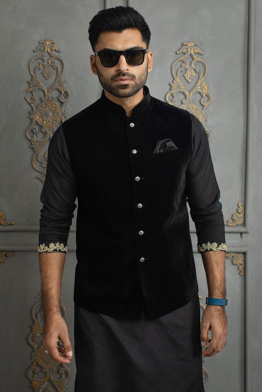 Black Velvet Waistcoat Kurta Set (3-Piece) - Image 2