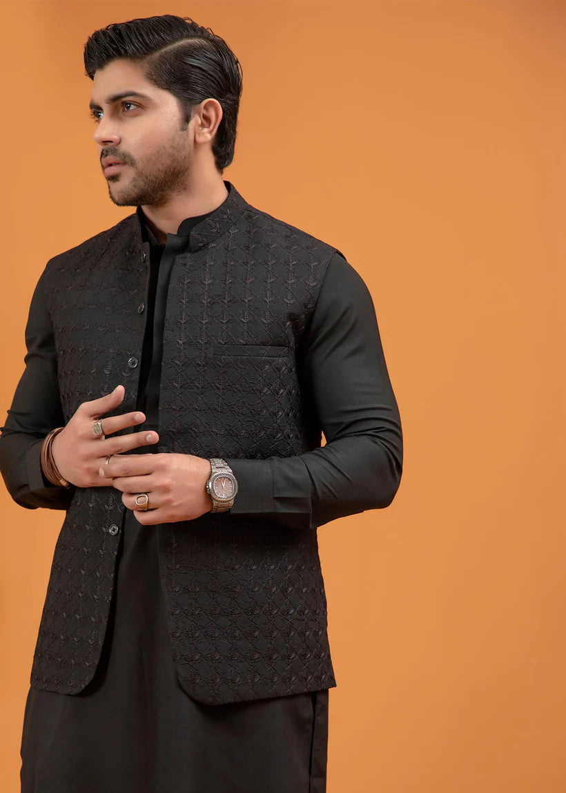 Black Embroidered Wash-and-Wear Waistcoat Kurta (3-Piece) - Image 2