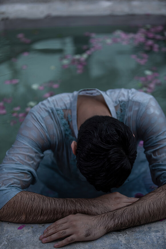 Sky Blue Embroidered Khaddi Cotton Kurta (2-Piece) - Image 9