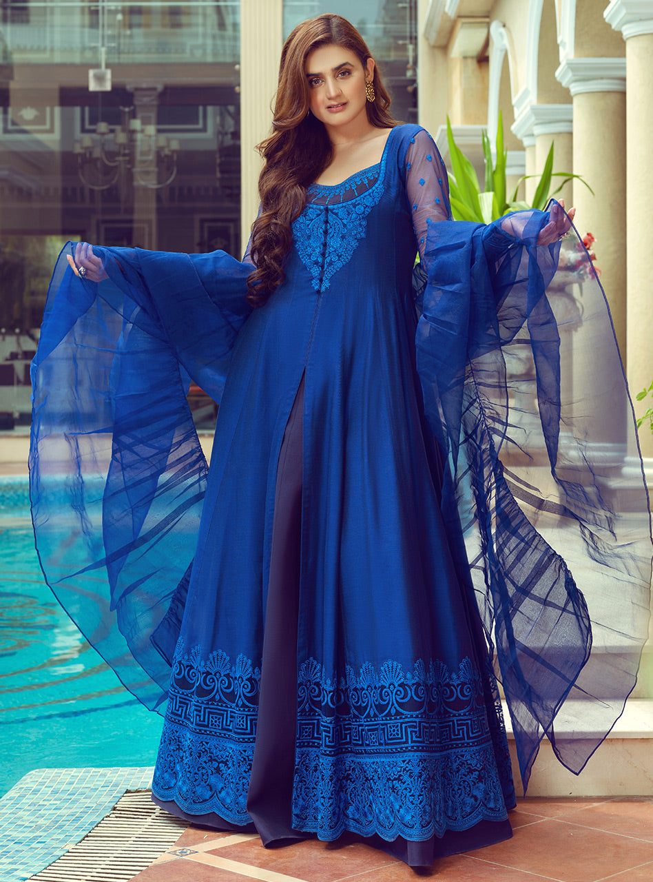 Cool Blue Embroidered Cotton Silk Front-Open Gown (2-Piece) - Image 4