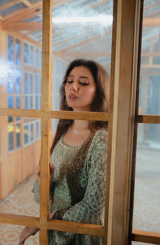 Ice Blue Embellished Net Bridal Gown (2-Piece) - Image 4