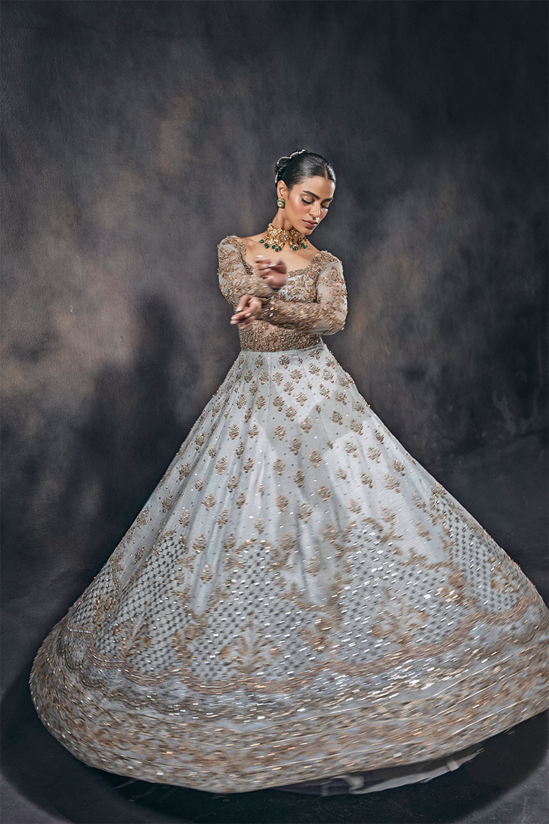 Morning Sky Blue Embellished Raw Silk Bridal Gown (2-Piece) - Image 3