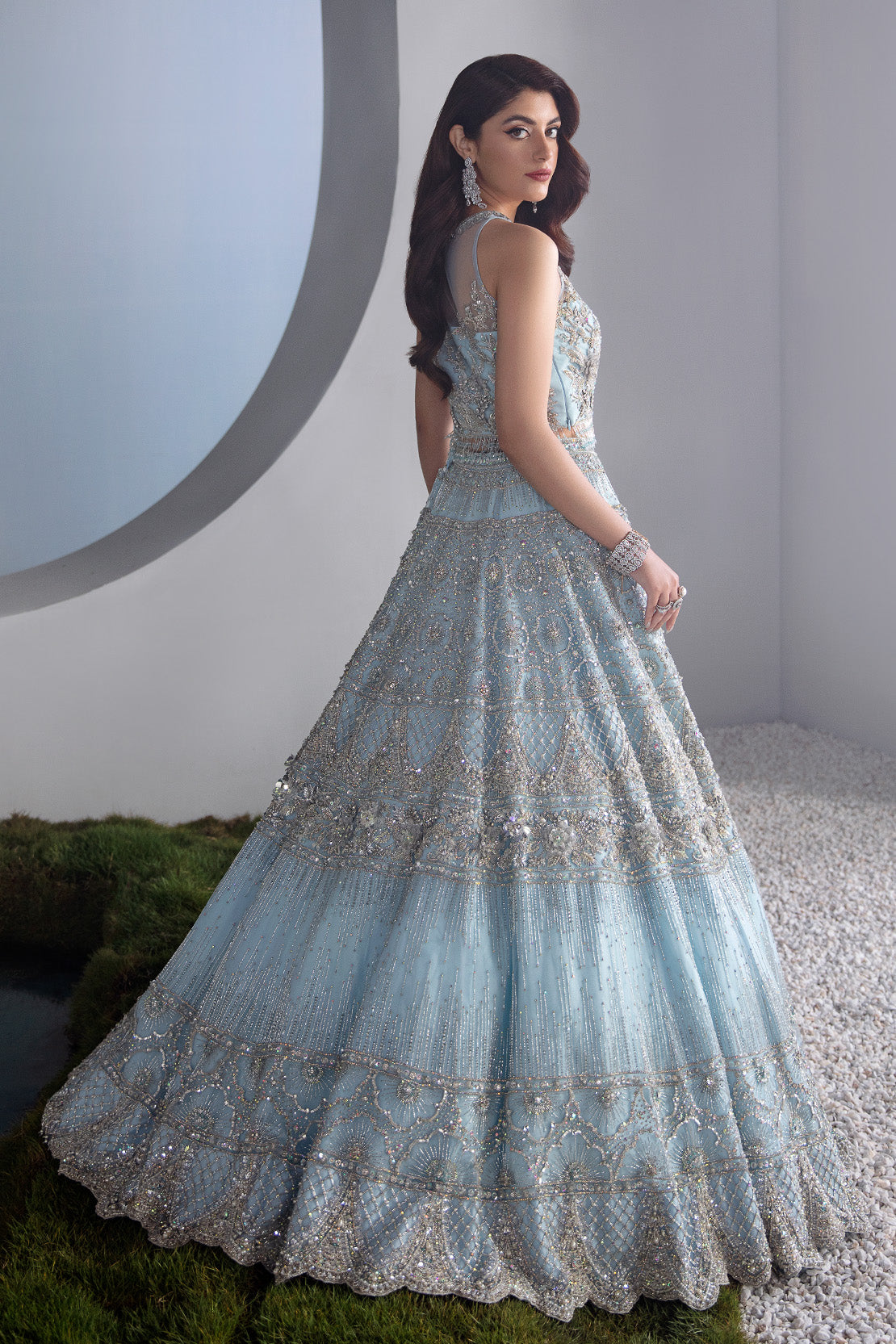 Pakistani Ice Blue Embellished Net Bridal Lehenga Choli (3-Piece) - Image 2