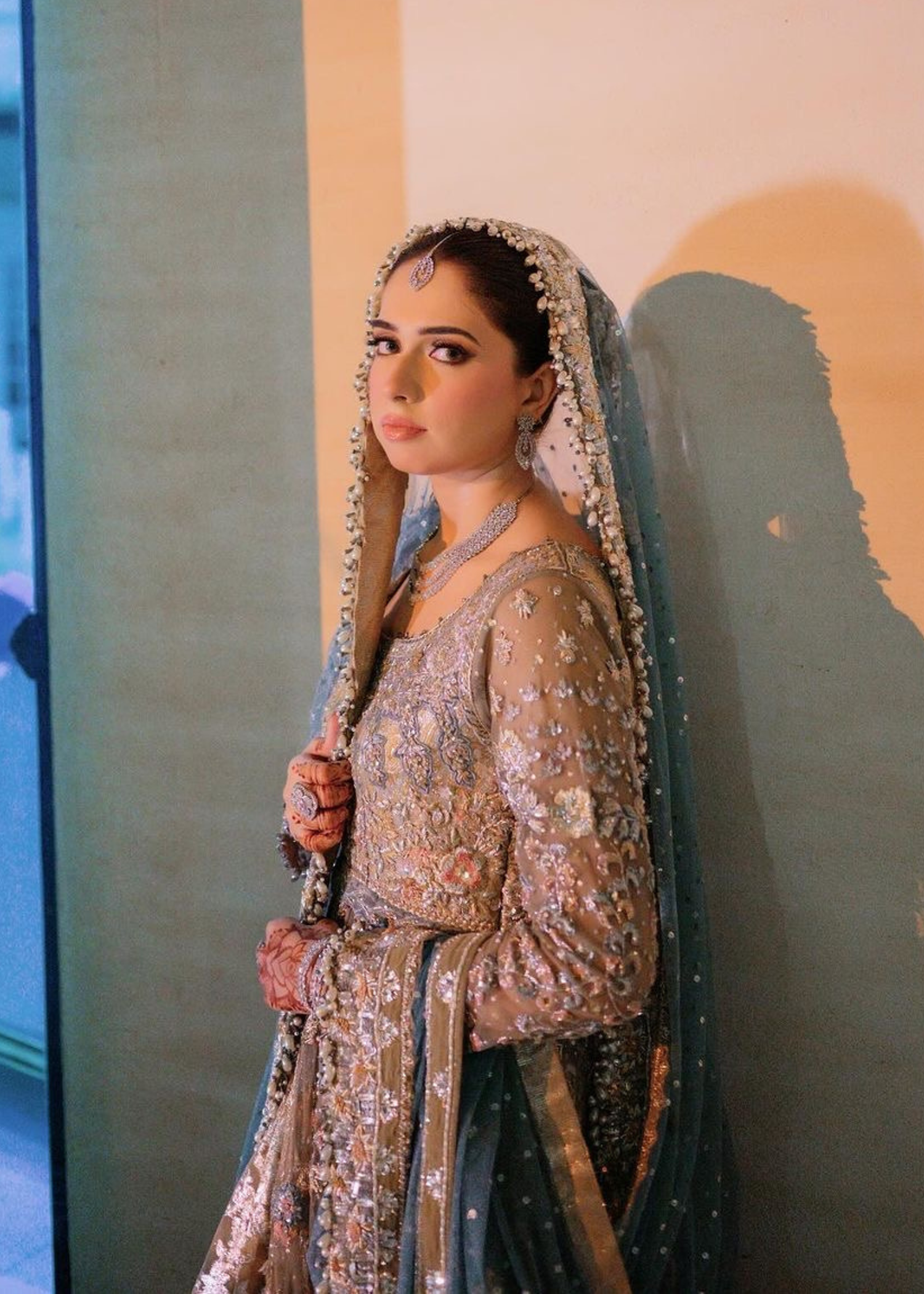 Pakistani Dusty Blue & Champagne Embroidered Net Bridal Lehenga (3-Piece) - Image 4