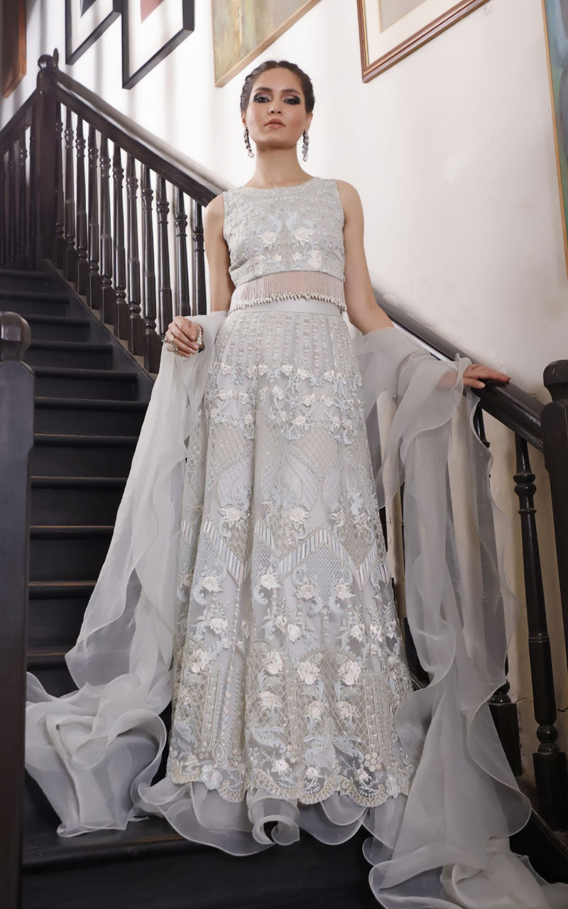 Pakistani Powder Blue Embroidered Organza Lehenga Set (3-Piece) - Image 1