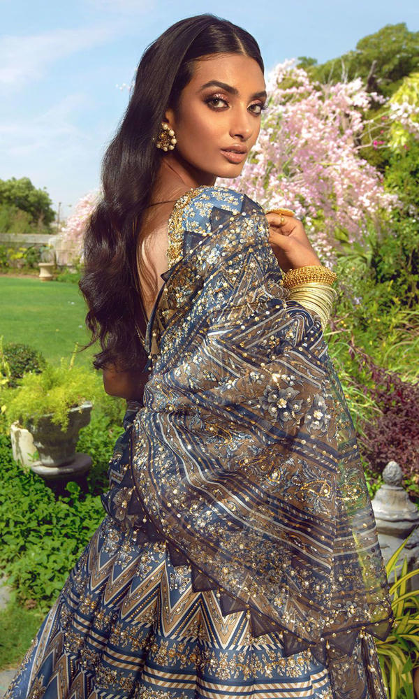 Grey-Blue Embroidered Silk-Blend Lehenga Choli (3-Piece) - Image 5