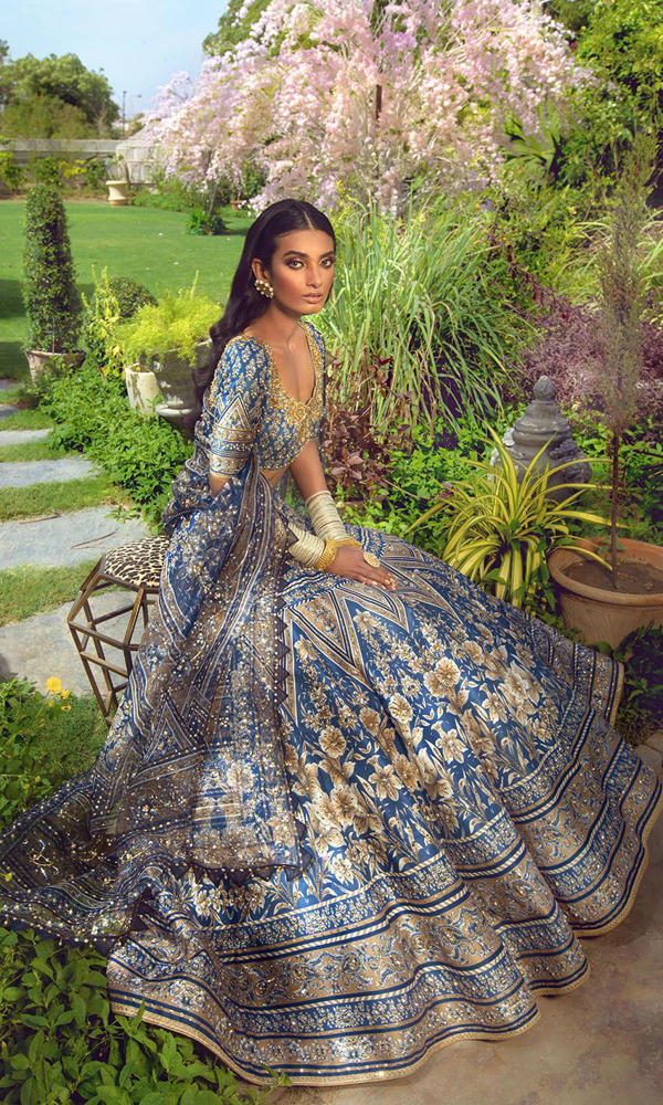 Grey-Blue Embroidered Silk-Blend Lehenga Choli (3-Piece) - Image 9