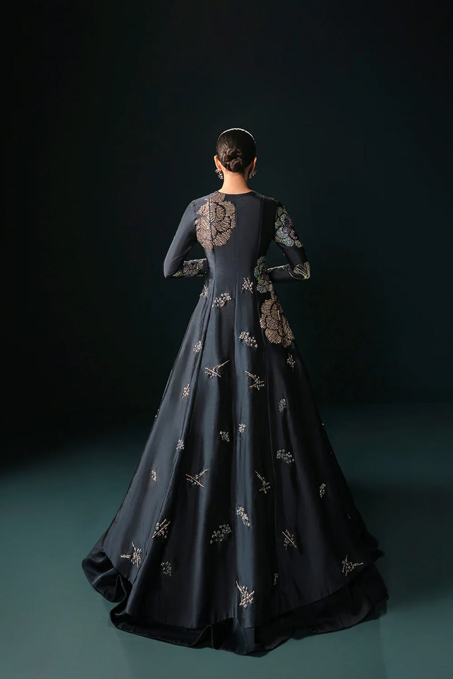 Pakistani Midnight Blue Embellished Silk Jacket & Organza Lehenga (3-Piece) - Image 3