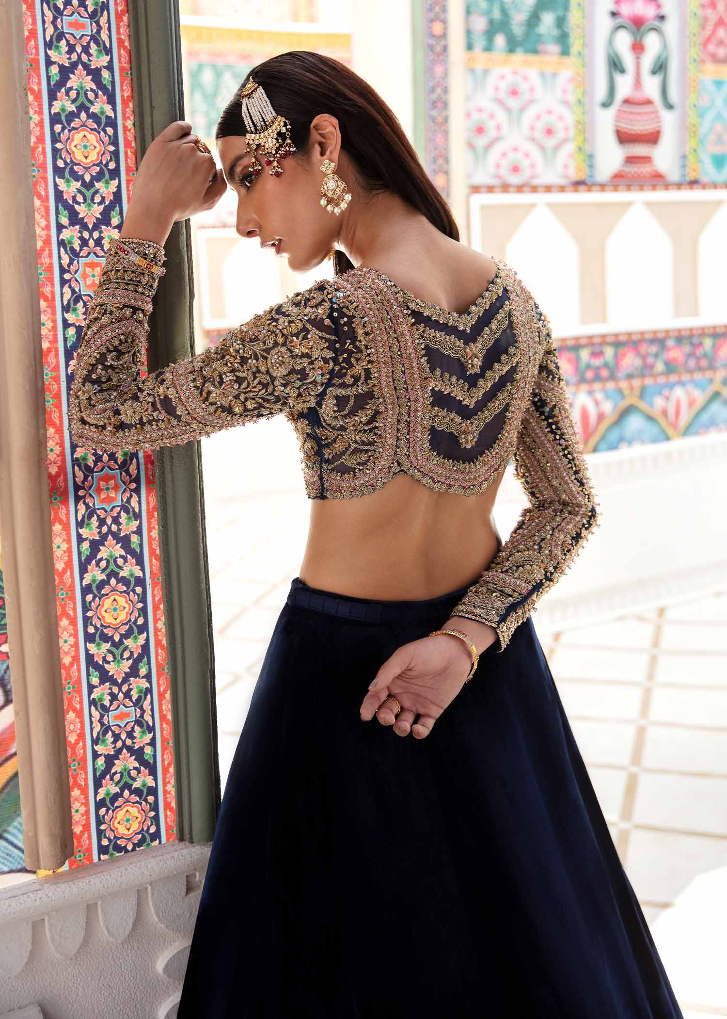 Pakistani Royal Blue Embroidered Organza Choli & Velvet Lehenga (2-Piece) - Image 4
