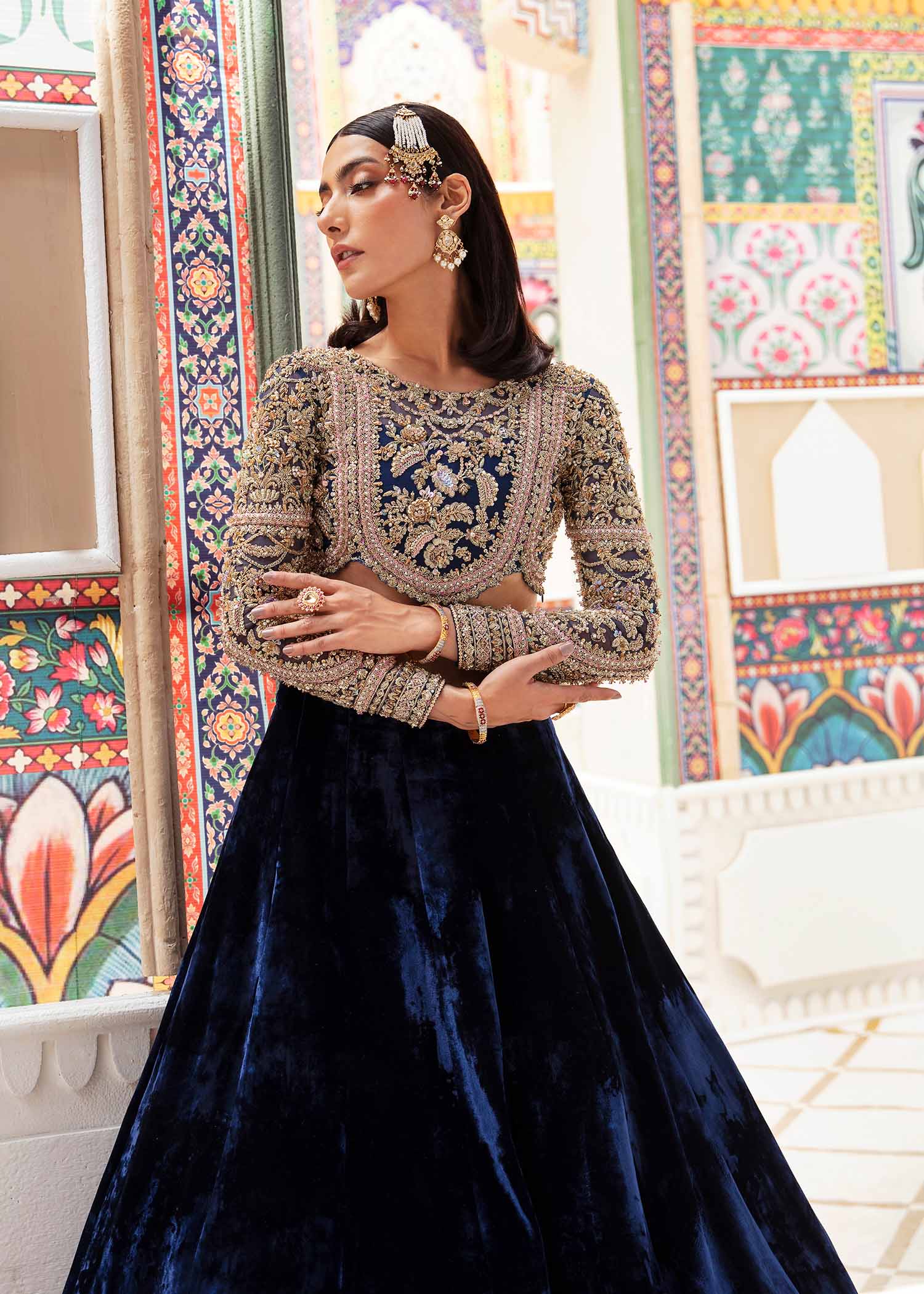 Pakistani Royal Blue Embroidered Organza Choli & Velvet Lehenga (2-Piece) - Image 6