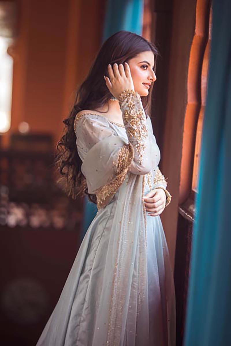 Pakistani Powder Blue Embroidered Raw Silk Maxi (2-Piece) - Image 6