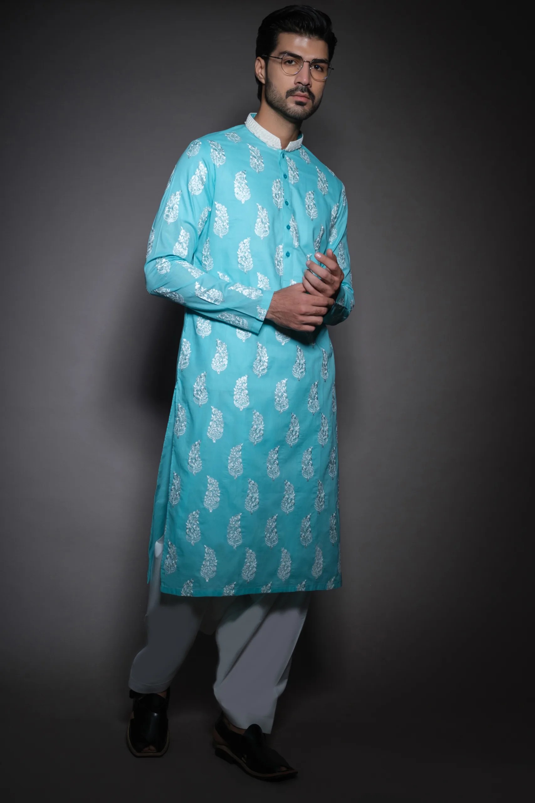 Arctic Blue Embroidered Cotton Kurta (2-Piece) - Image 3