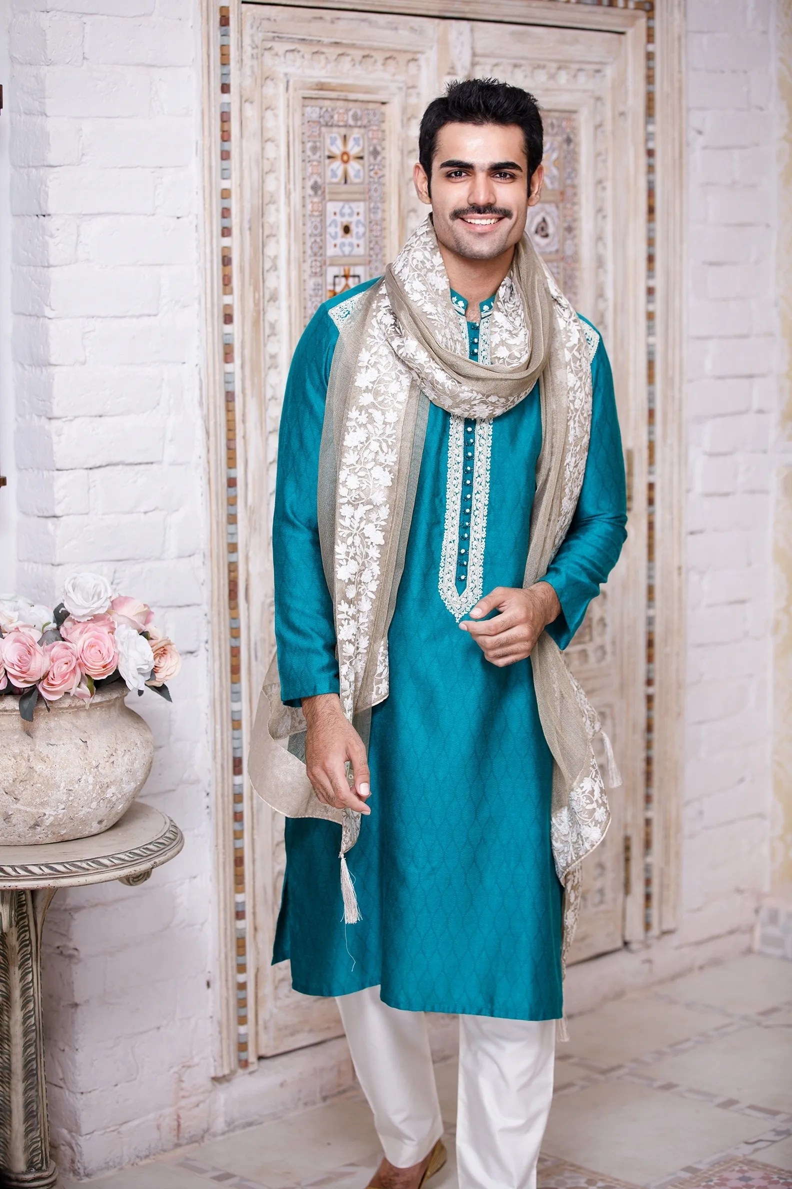 Cerulean Blue Dardozi Embroidered Karandi Kurta (3-Piece) - Image 6
