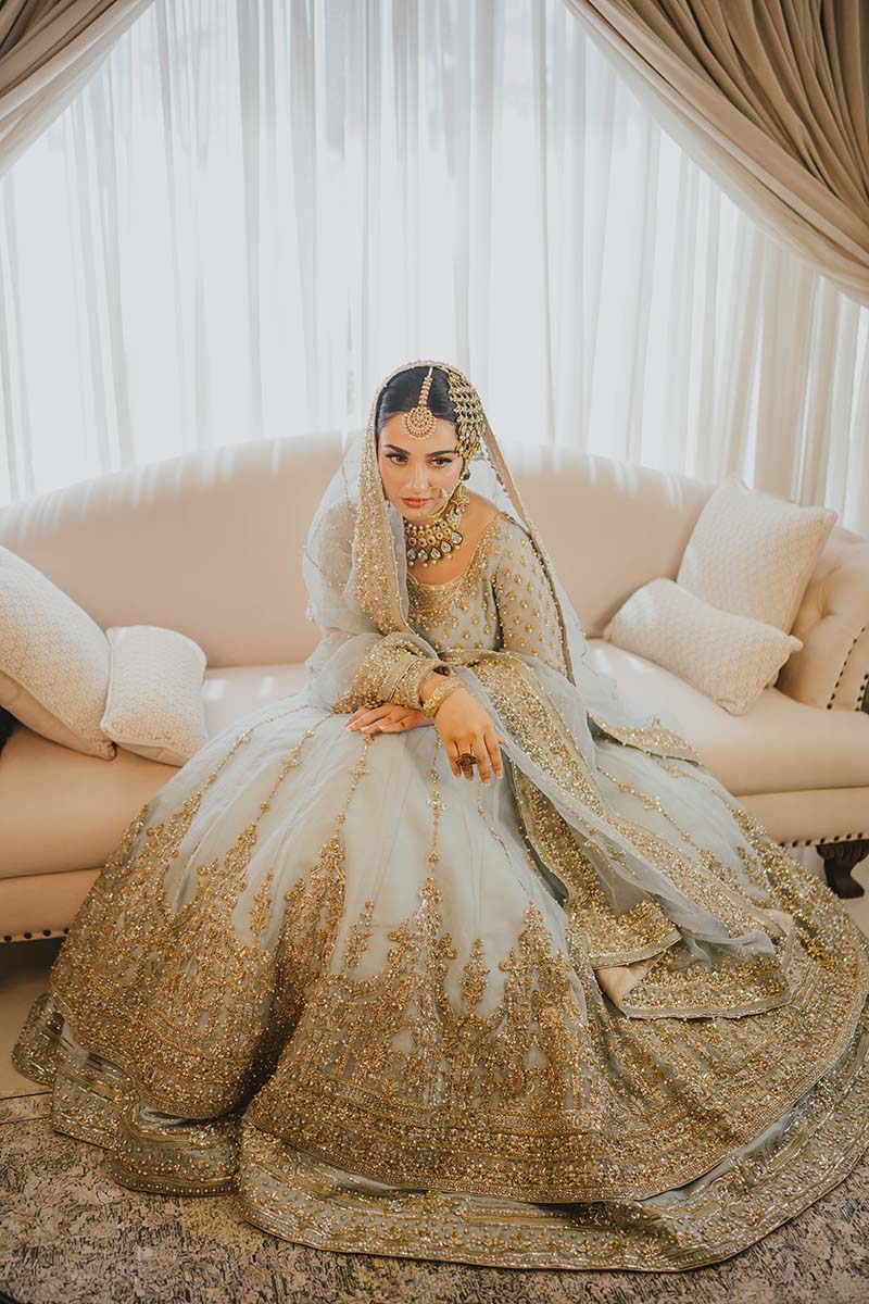 Pakistani Ice Blue Gold Tilla Organza Pishwas (2-Piece) - Image 2