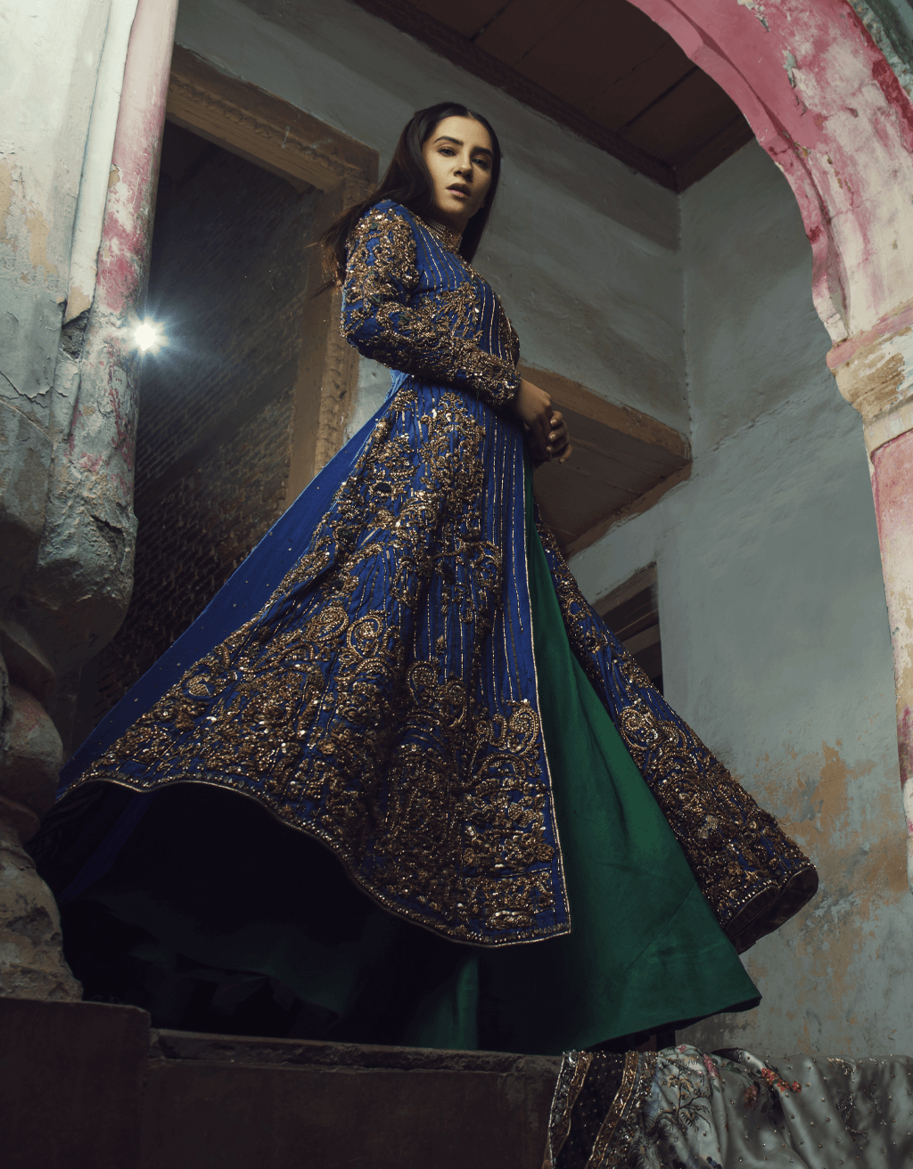 Pakistani Electric Blue Zardozi Raw Silk Pishwas (2-Piece) - Image 3