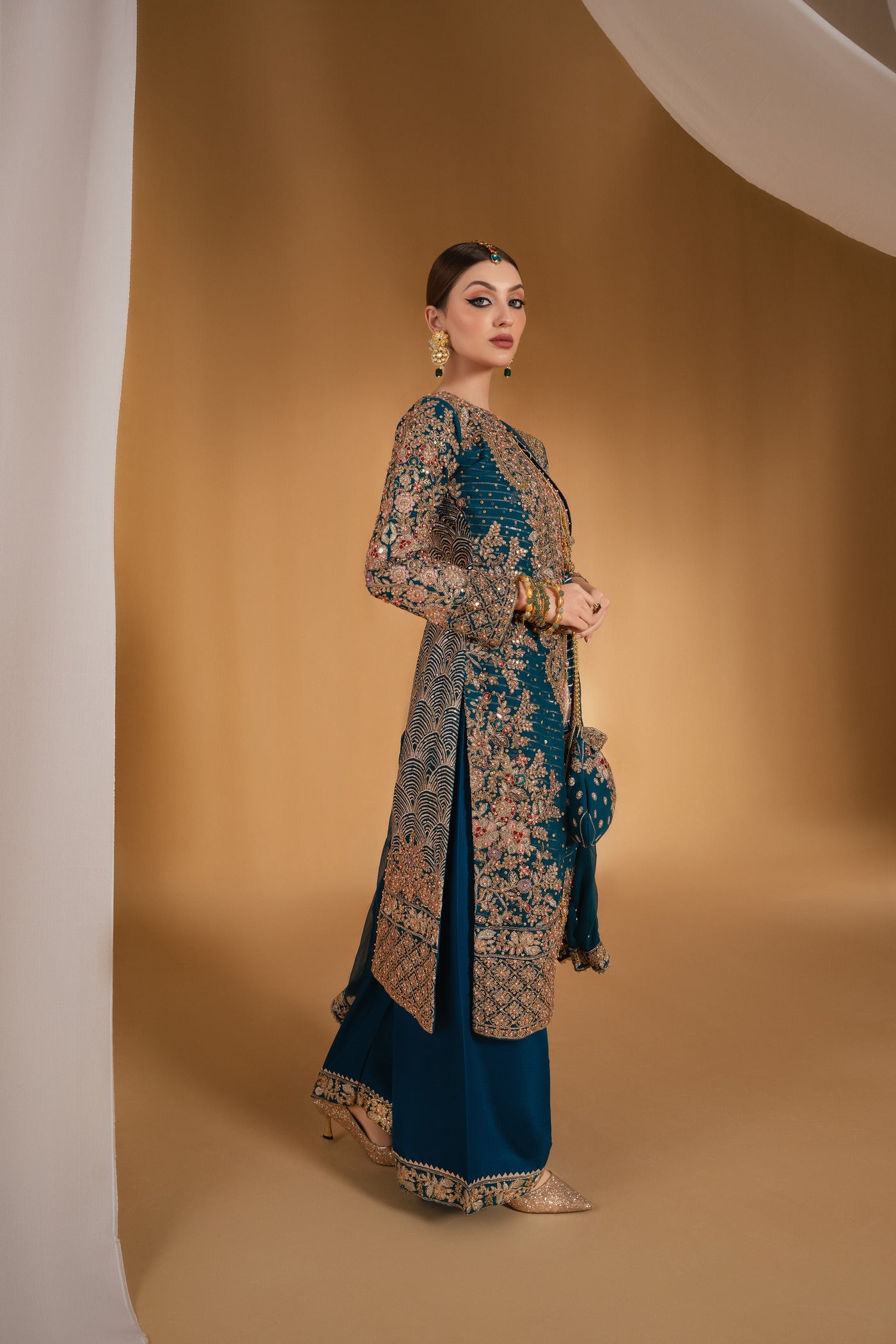 Deep Blue Embroidered Chiffon Gown (5-Piece) - Image 2