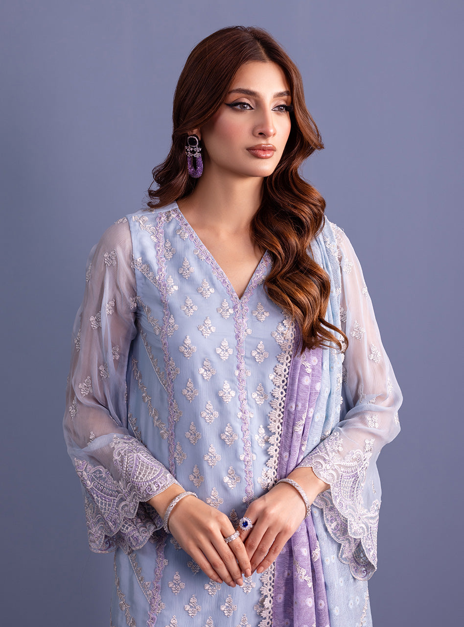 Pakistani Ice Blue & Lilac Embroidered Khaddi Net Salwar Kameez (3-Piece) - Image 4